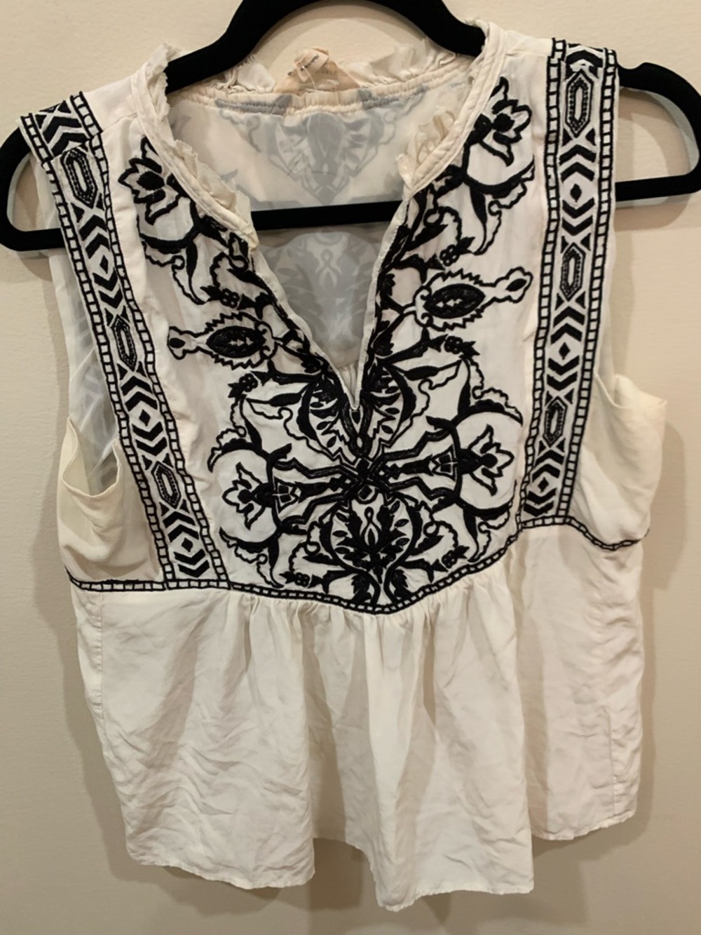 Rebecca Taylor White Sleeveless Peasant Top with Black Embroidery